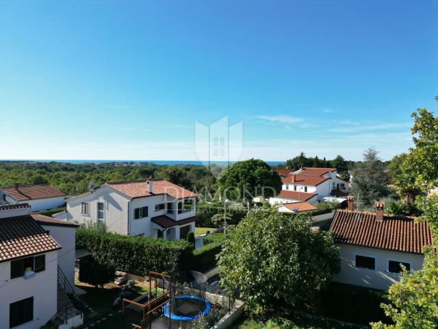 Poreč, Bauland in toller Lage!