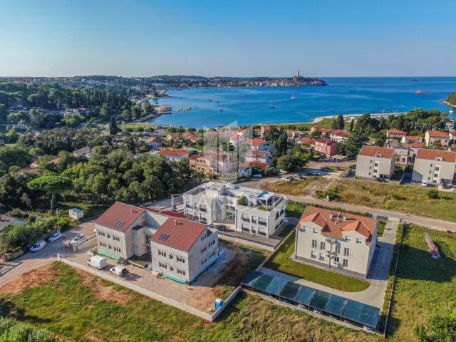 Rovinj, stan u novogradnji na mirnoj lokaciji 