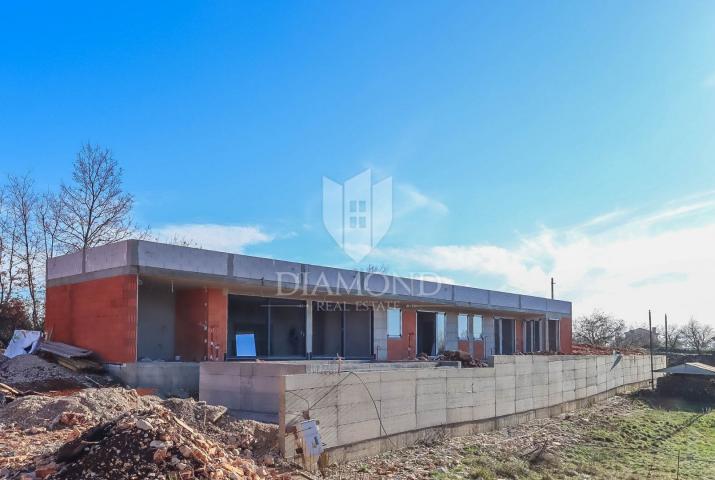 Svetvinčenat, wonderful new modern house in a quiet location