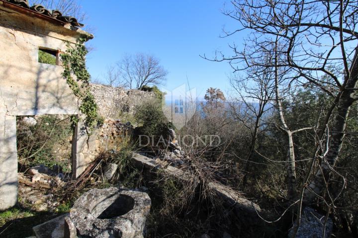 Labin, Umgebung, uralt mit wunderschönem Blick aufs Meer