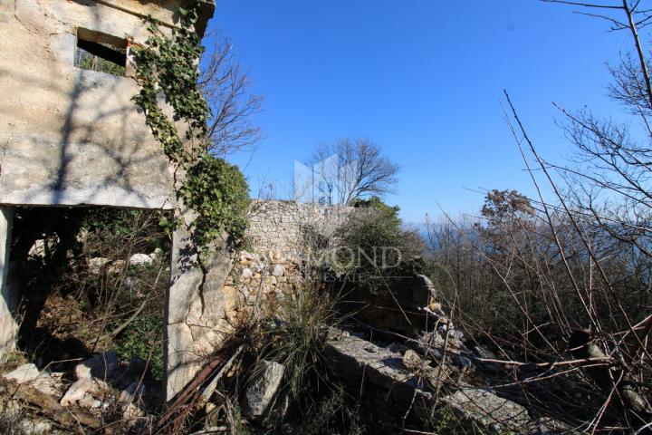 Labin, Umgebung, uralt mit wunderschönem Blick aufs Meer