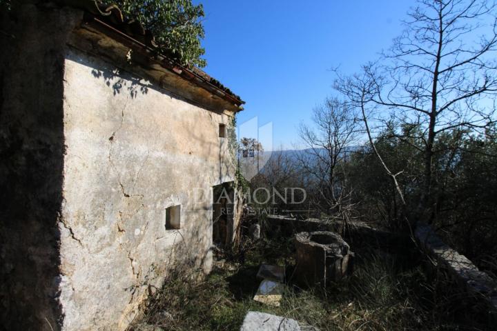 Labin, Umgebung, uralt mit wunderschönem Blick aufs Meer