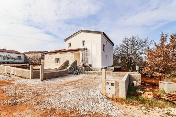 Poreč, Umgebung, idyllisches Haus mit Swimmingpool