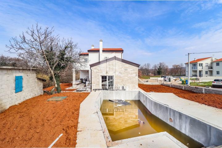 Poreč, Umgebung, idyllisches Haus mit Swimmingpool