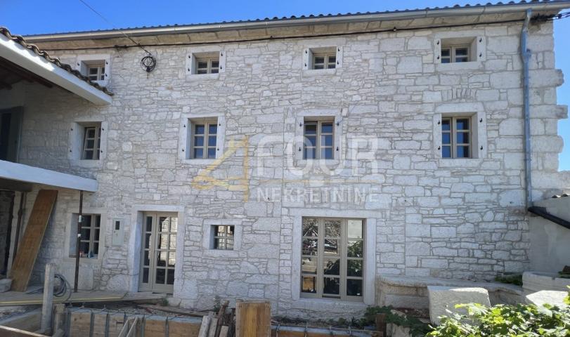 House Kaštelir, Kaštelir-Labinci, 183m2