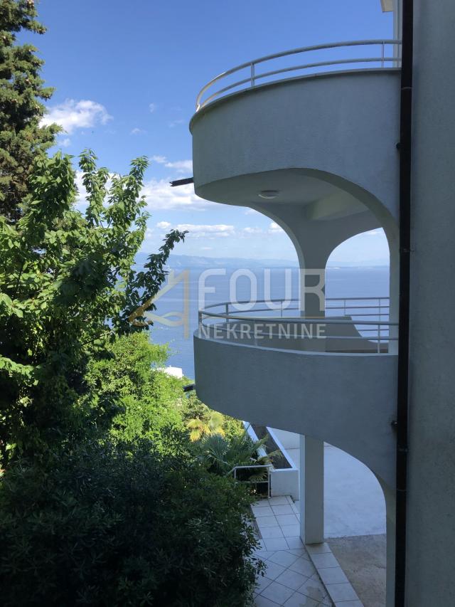 Opatija, 170. 45m2, 2s+db, 3 terase, balkon, pogled, parking