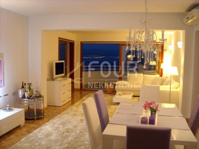 Wohnung Opatija - Centar, Opatija, 281.14m2