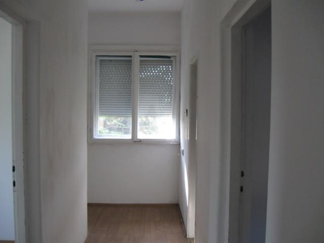 VOZDOVAC PINOSAVA 300m2 , 240000e