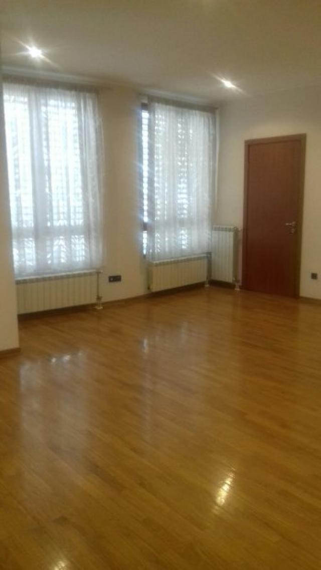 PALILULA TASMAJDAN 140m2 , T , 559900e