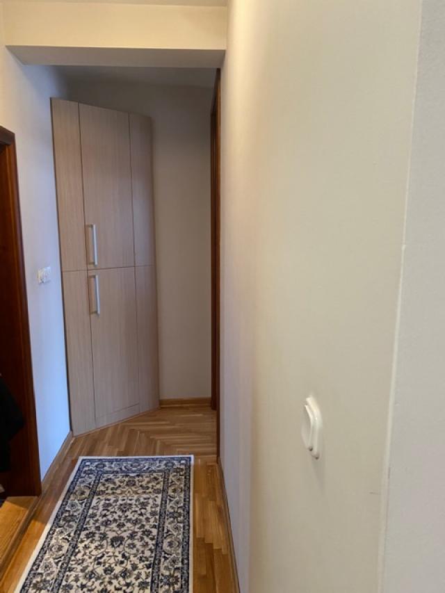 NOVI BEOGRAD BLOK 63 51m2 , 800e