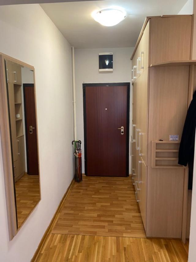 NOVI BEOGRAD BLOK 63 51m2 , 800e