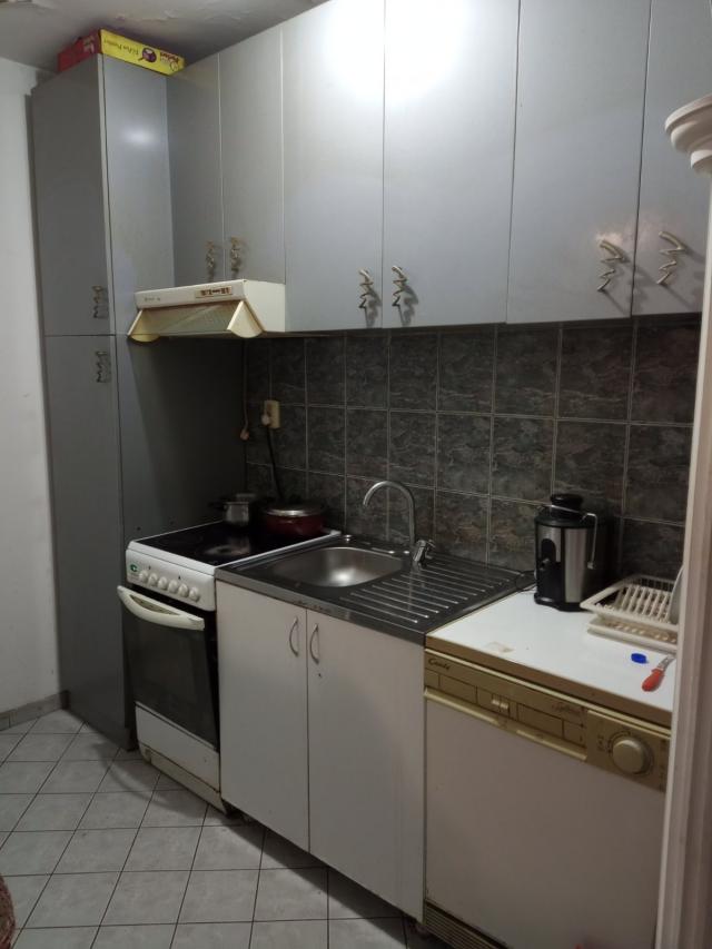 NOVI BEOGRAD BLOK 71 75m2 , T , 168000e