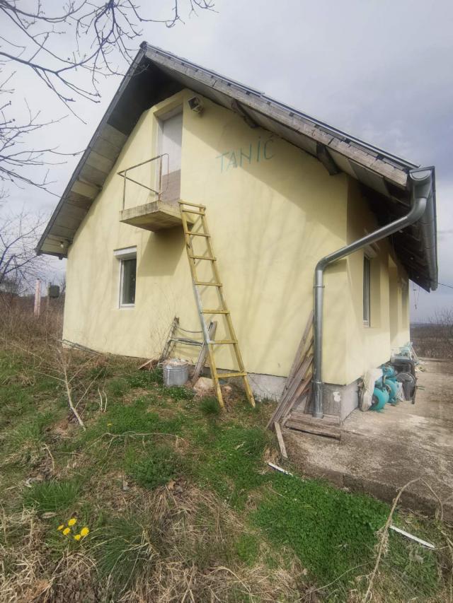 KRUSEVAC KRUSEVAC 60m2 , +56+60a , 20000e