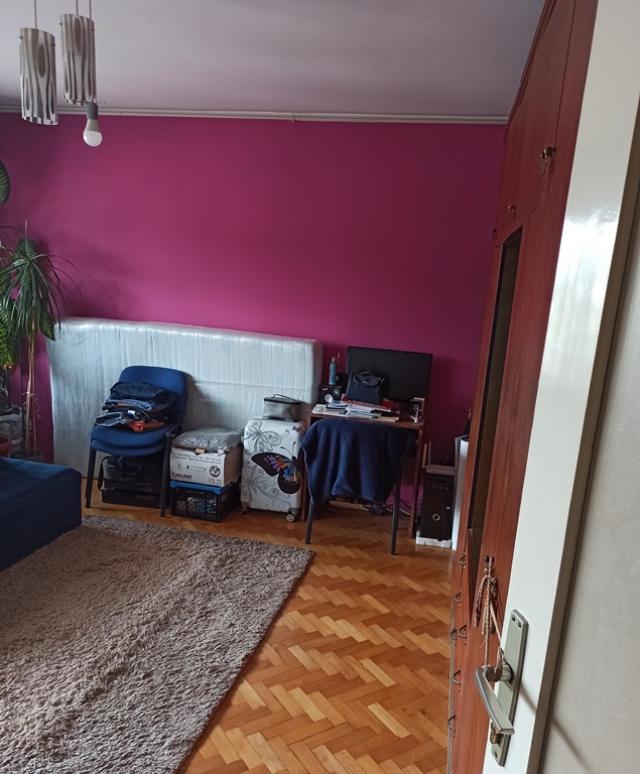 RAKOVICA RAKOVICA CENTAR 56m2 , +T8 , 125000e