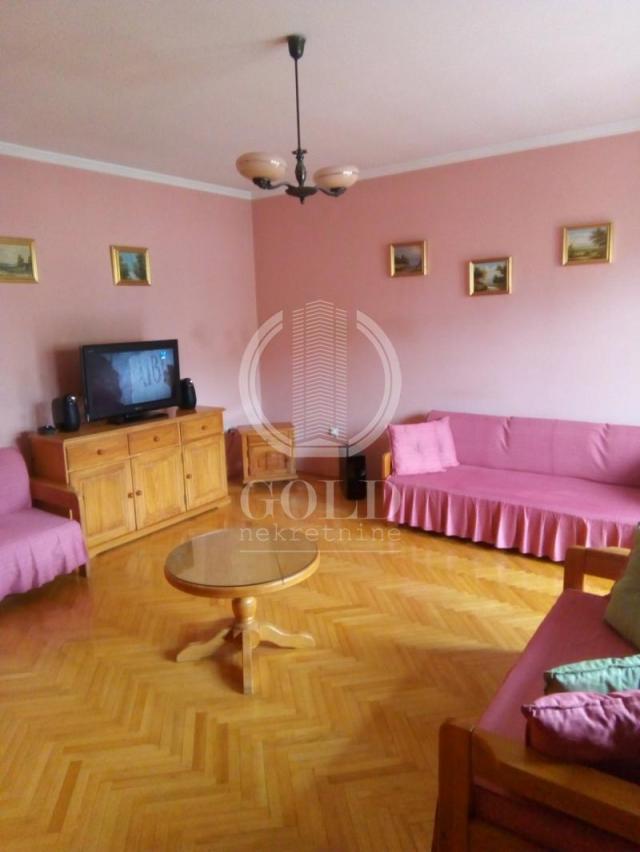 Novi Sad-Podbara, Marka Miljanova, 95. 00m2 ID#3081