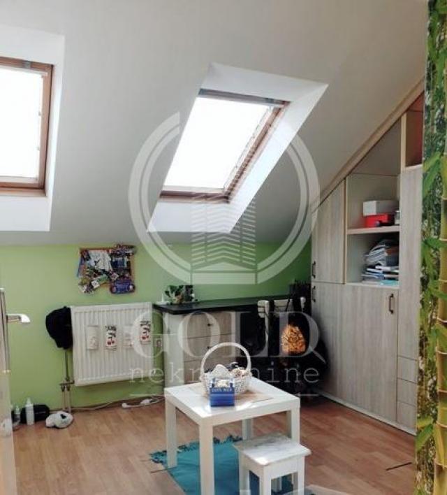 Odličan dupleks na Grbavici. 111m2, 180000 eur ID#3772