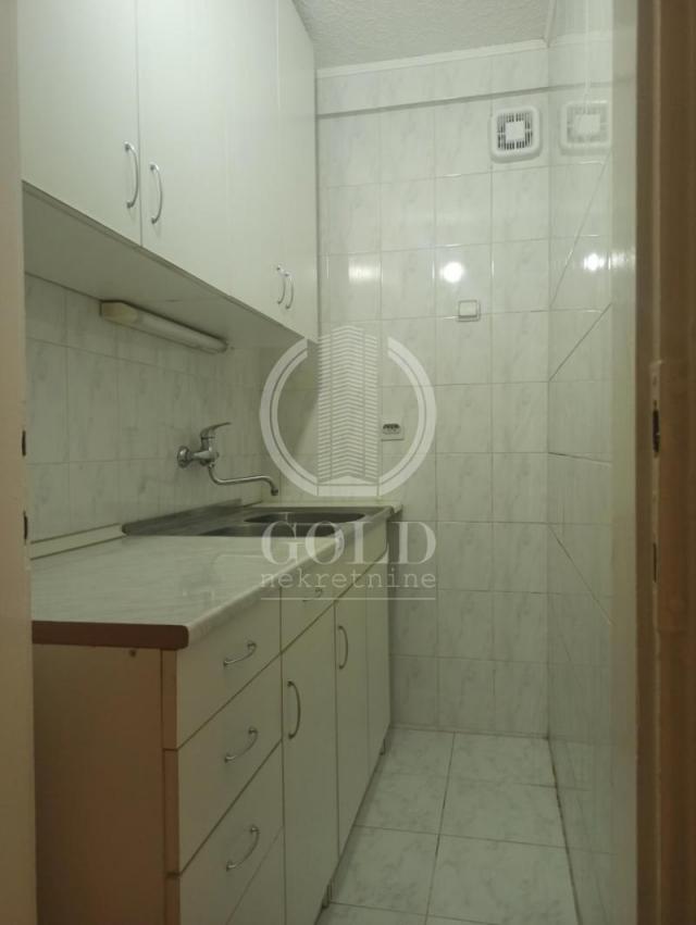 Renoviran stan za izdavanje, poslovni prostor, 60m2, 800e ID#4785