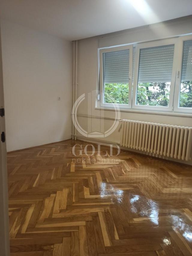 Renoviran stan za izdavanje, poslovni prostor, 60m2, 800e ID#4785