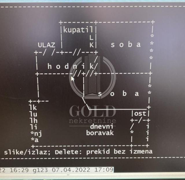 Prodajemo trosoban stan sa garažnim mestom, Bulevar oslobođenja, 165350e ID#4808