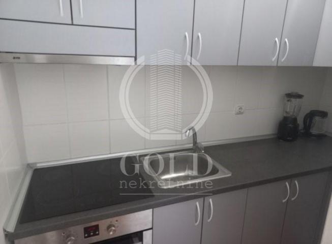 PRODAJA Stan 3. 0: NOVI SAD-Novi Sad-Centar, Jevrejska, 67. 00m2, 185000 eur ID#5148