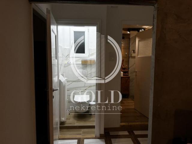 PRODAJA Stan 3. 0: NOVI SAD-Novi Sad-Centar, Pavla Papa, 72. 00m2, 247200 eur ID#6687