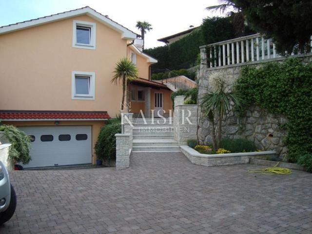 Villas Lovran, 400m2