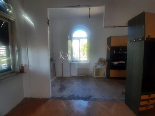 Flat Opatija - Centar, Opatija, 116,58m2