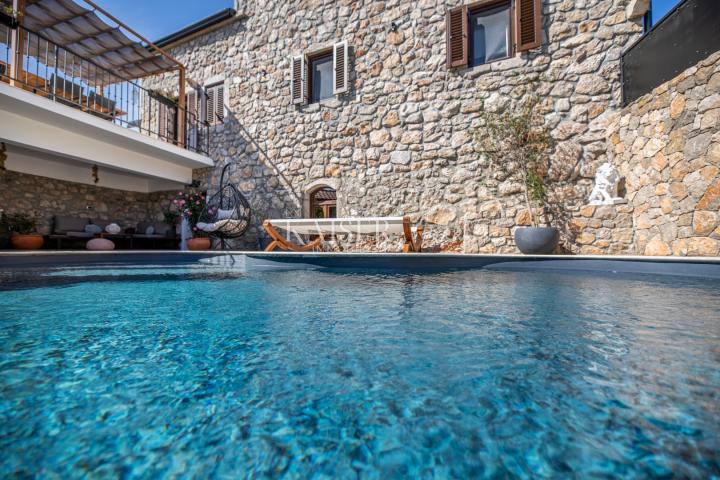 Otok Krk, Risika - luksuzna villa sa bazenom