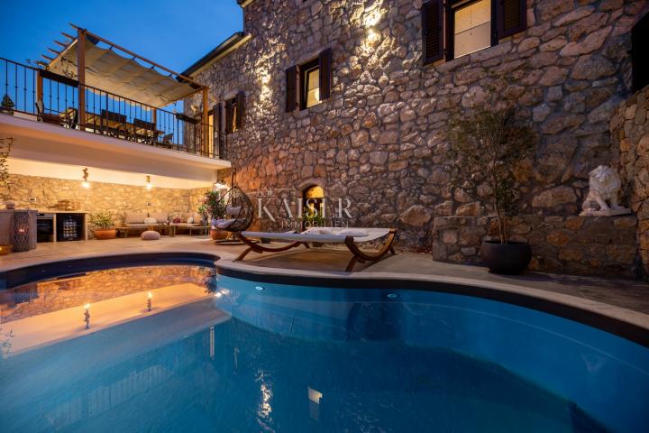 Otok Krk, Risika - luksuzna villa sa bazenom