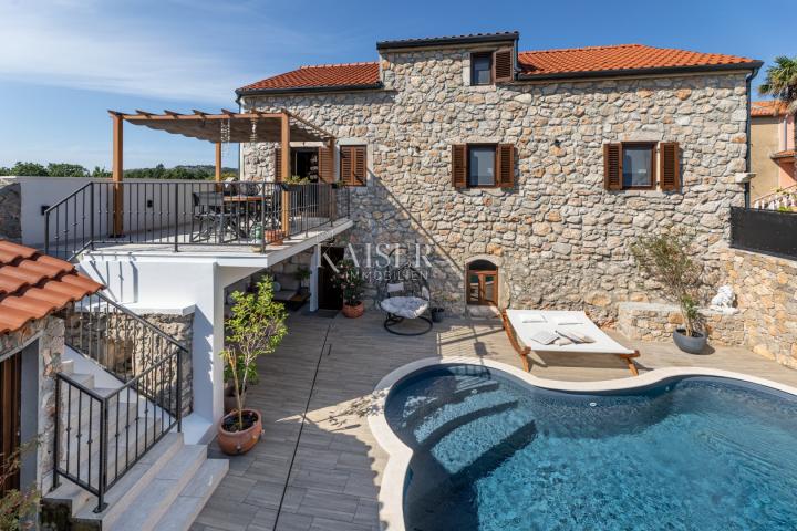 Otok Krk, Risika - luksuzna villa sa bazenom