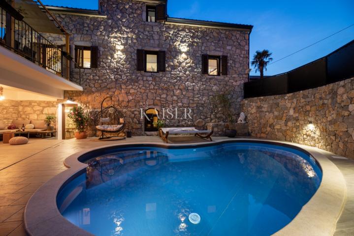 Otok Krk, Risika - luksuzna villa sa bazenom