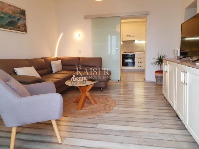 Flat Opatija - Centar, Opatija, 67,25m2