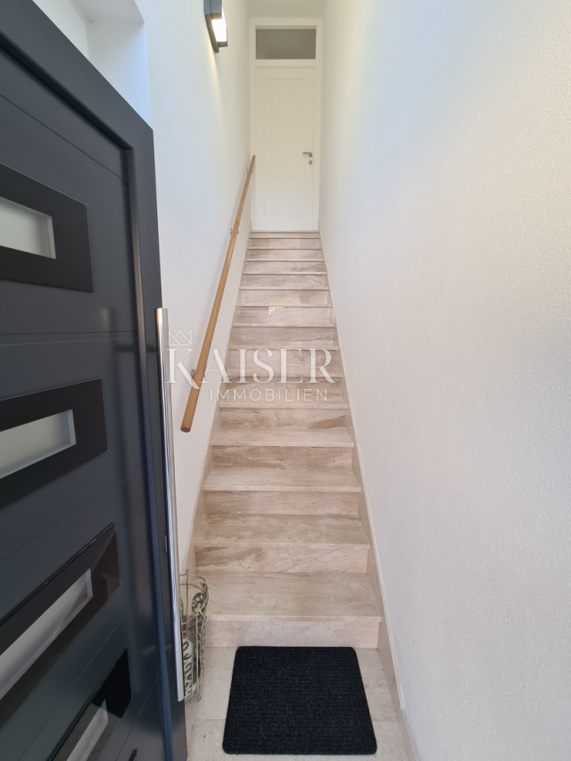 Flat Dramalj, Crikvenica, 160m2