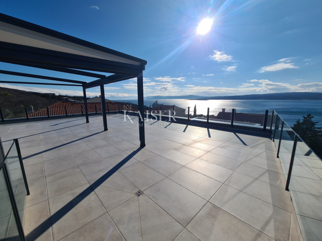 Flat Dramalj, Crikvenica, 160m2