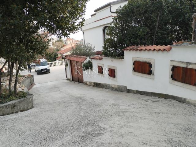 Flat Crikvenica, 180m2