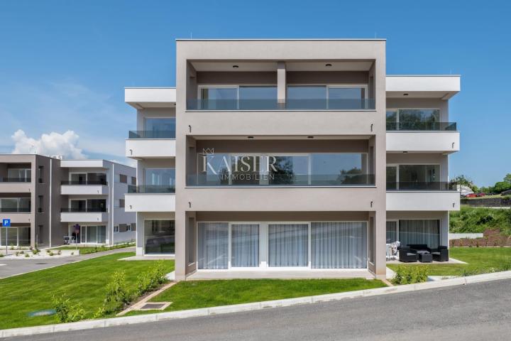 Žminj - stan 80. 41m2, balkon, loggia