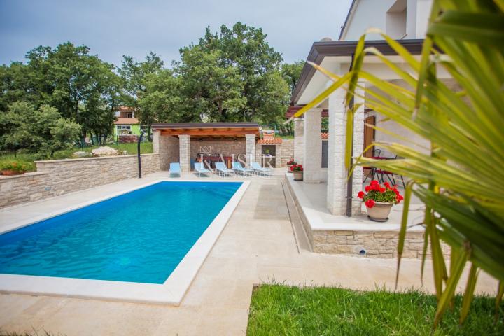 Istra-Kaštelir, Villa mit Pool, Meerblick 2