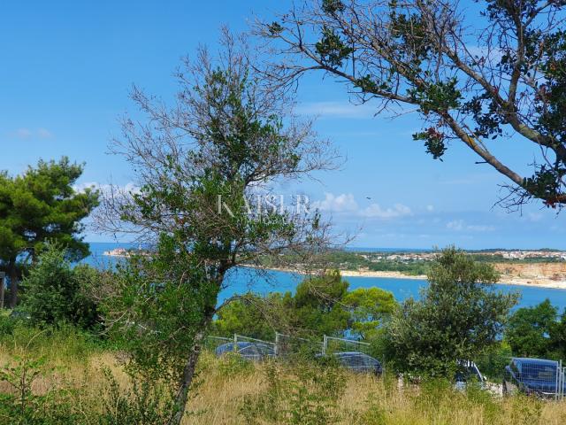 Istra - Poreč, poljoprivredno zemljište u zoni turističke gradnje