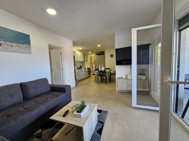 Otok Krk, Soline - apartman u novogradnji 250m od mora