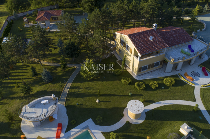 Istra, Pazin - jedinstveno imanje, 42. 000 m2