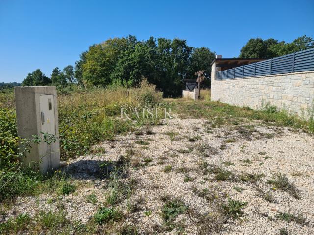 Building land Kringa, Tinjan, 602m2