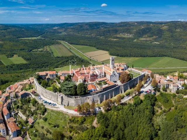 Haus Motovun, 208m2