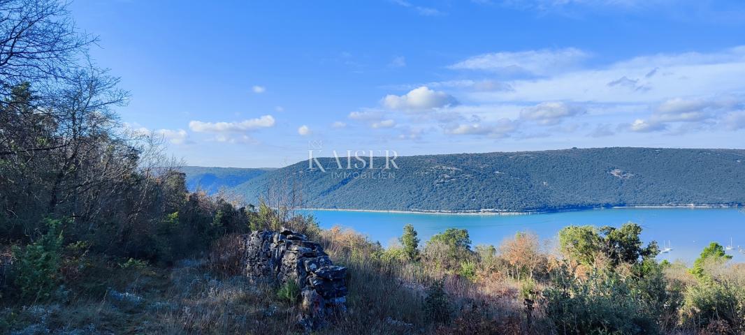 Istra, Labin - građevinsko zemljište s pogledom na more, 900 m2