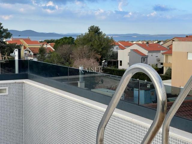 Zadar - luksuzni penthouse 110m2 + krovna terasa 80m2