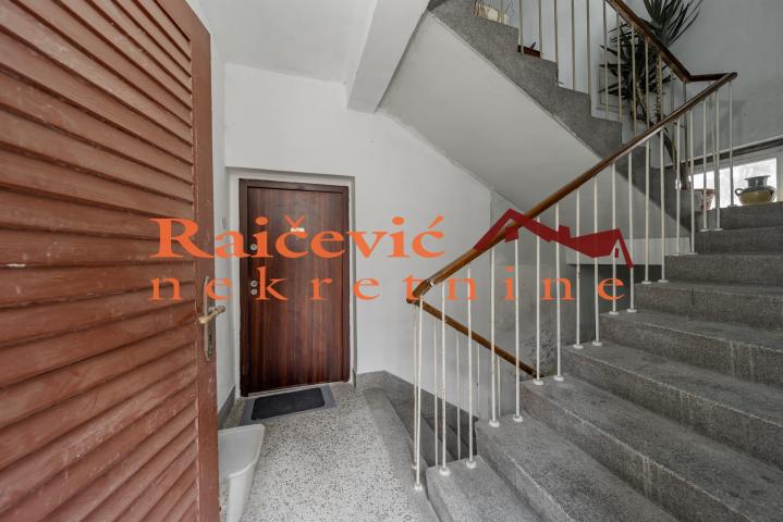 SAVSKI VENAC SENJAK 211m2 , 2T , 1100000e