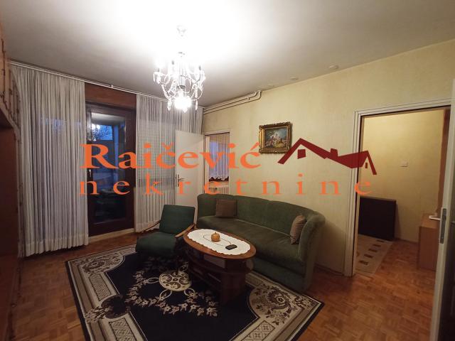 RAKOVICA VIDIKOVAC 100m2 , 2L , 189000e