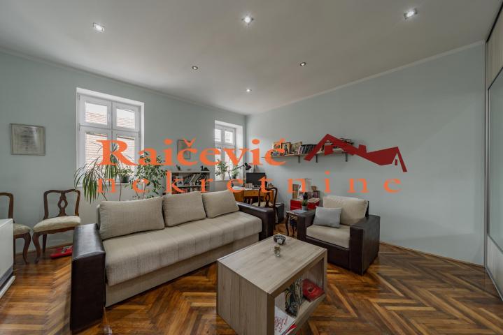 ZEMUN DONJI GRAD 52m2 , 175000e