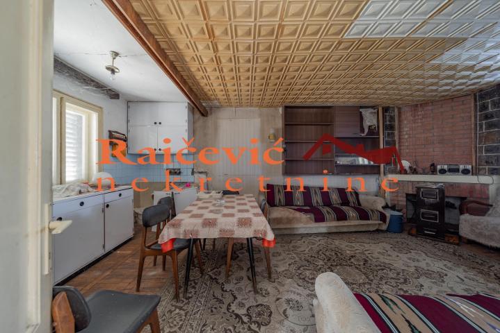 BARAJEVO BACEVAC 5115m2 , 250000e