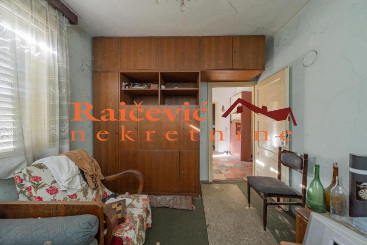 BARAJEVO BACEVAC 5115m2 , 250000e