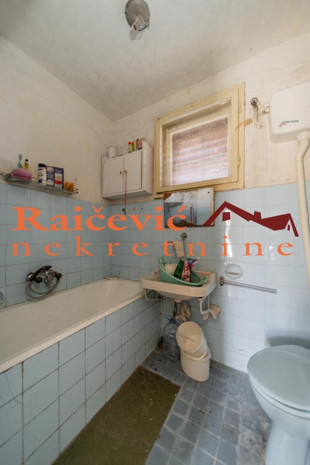 BARAJEVO BACEVAC 5115m2 , 250000e